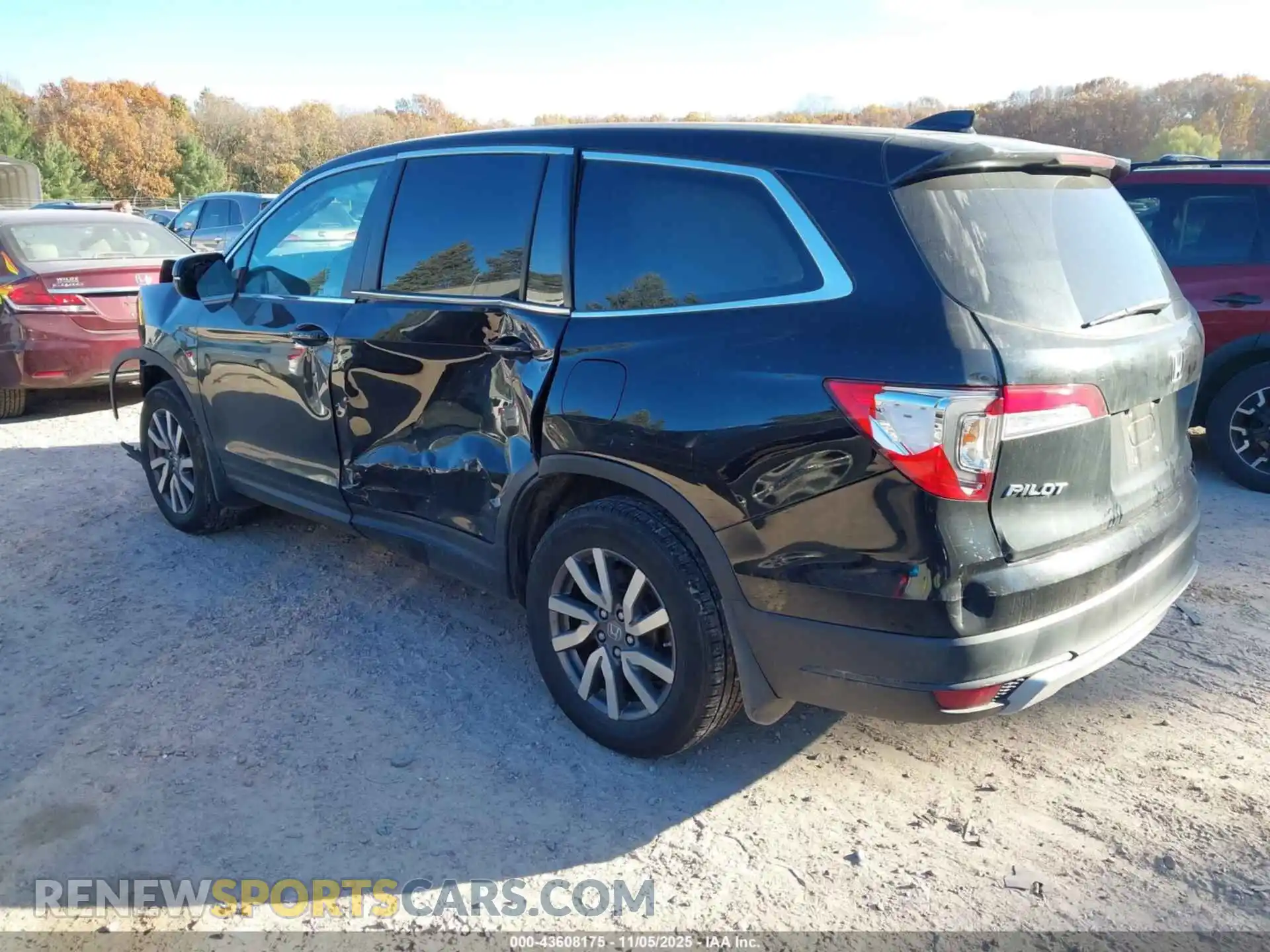 3 Photograph of a damaged car 5FNYF6H55MB074560 HONDA PILOT 2021