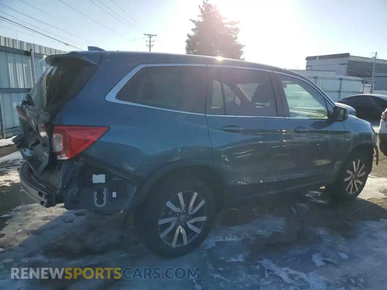 3 Photograph of a damaged car 5FNYF6H56MB066189 HONDA PILOT 2021