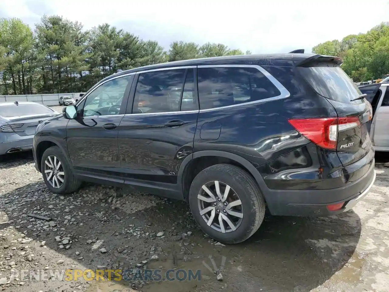 2 Photograph of a damaged car 5FNYF6H56MB088564 HONDA PILOT 2021
