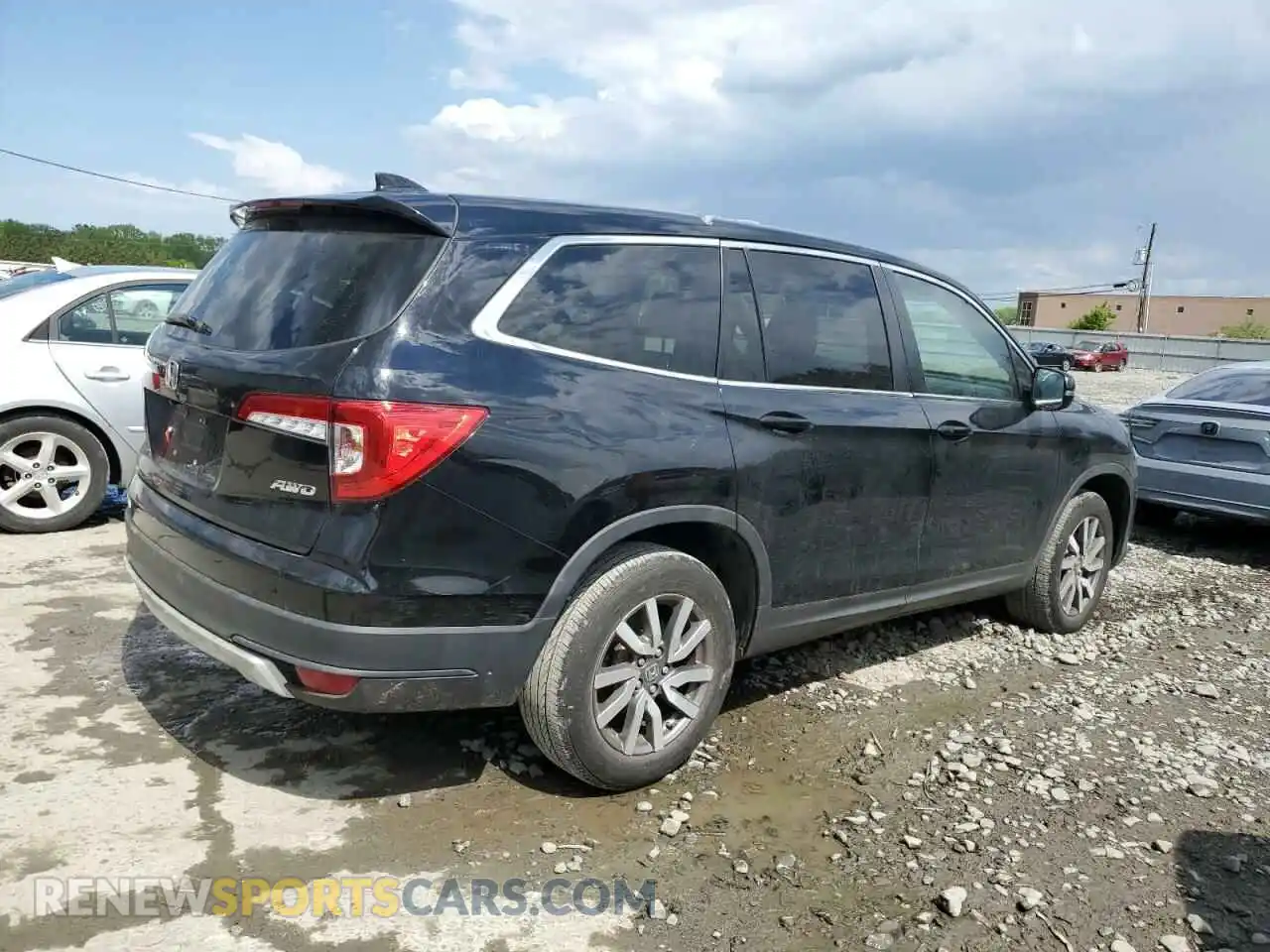 3 Photograph of a damaged car 5FNYF6H56MB088564 HONDA PILOT 2021