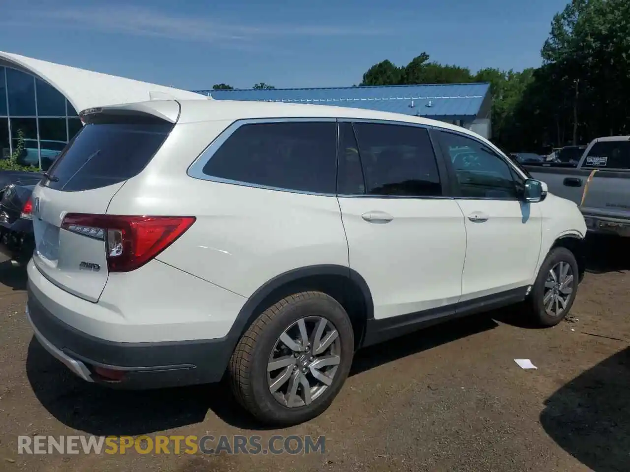 3 Photograph of a damaged car 5FNYF6H5XMB045510 HONDA PILOT 2021