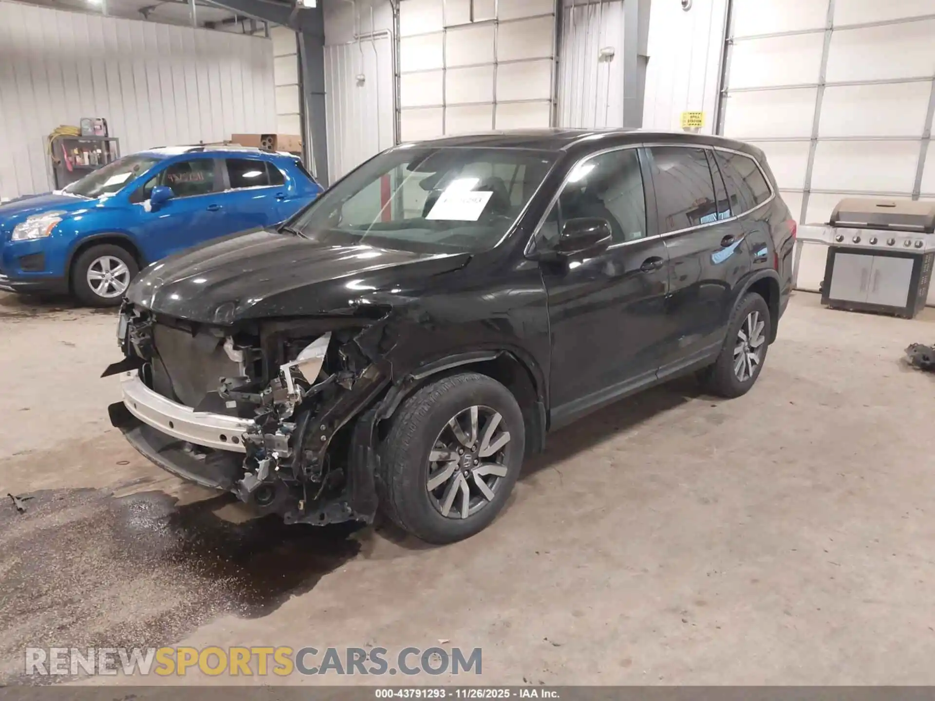 2 Photograph of a damaged car 5FNYF6H5XMB100585 HONDA PILOT 2021