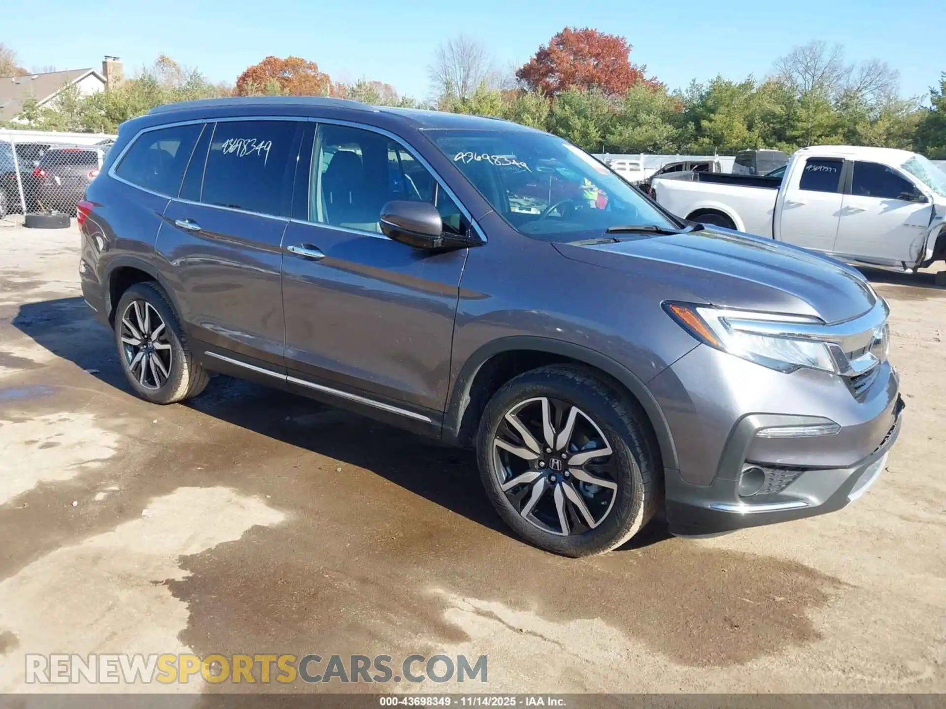1 Photograph of a damaged car 5FNYF6H62MB033604 HONDA PILOT 2021