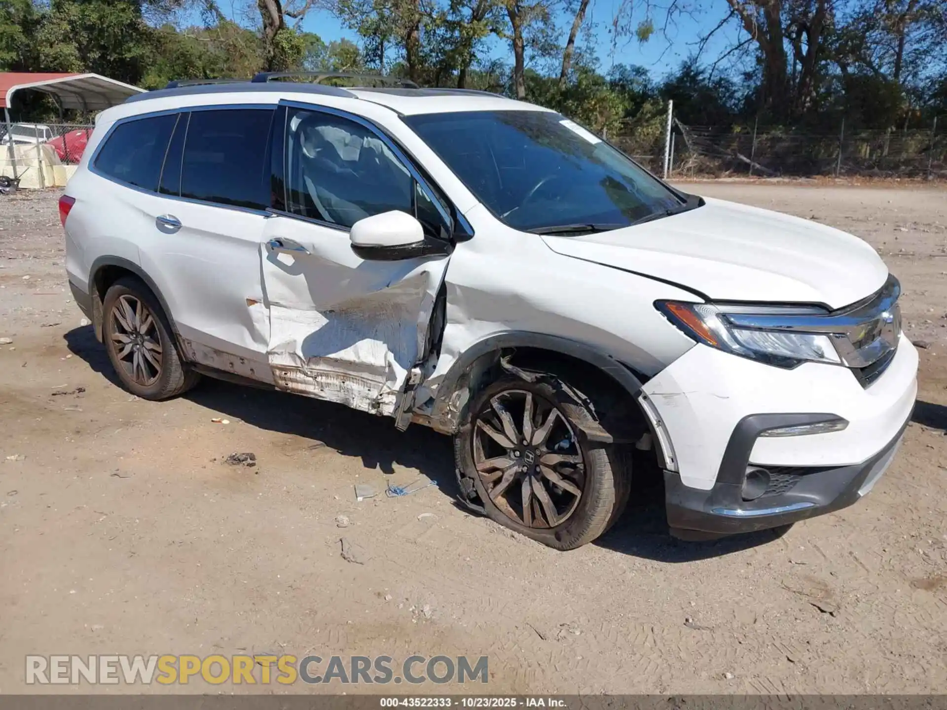 1 Photograph of a damaged car 5FNYF6H65MB045407 HONDA PILOT 2021