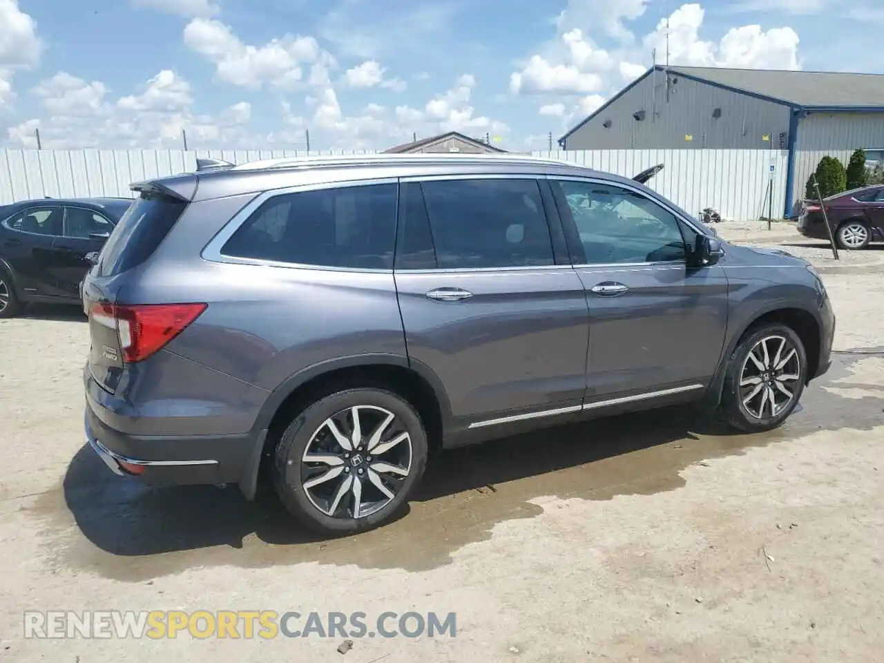 3 Photograph of a damaged car 5FNYF6H67MB060507 HONDA PILOT 2021