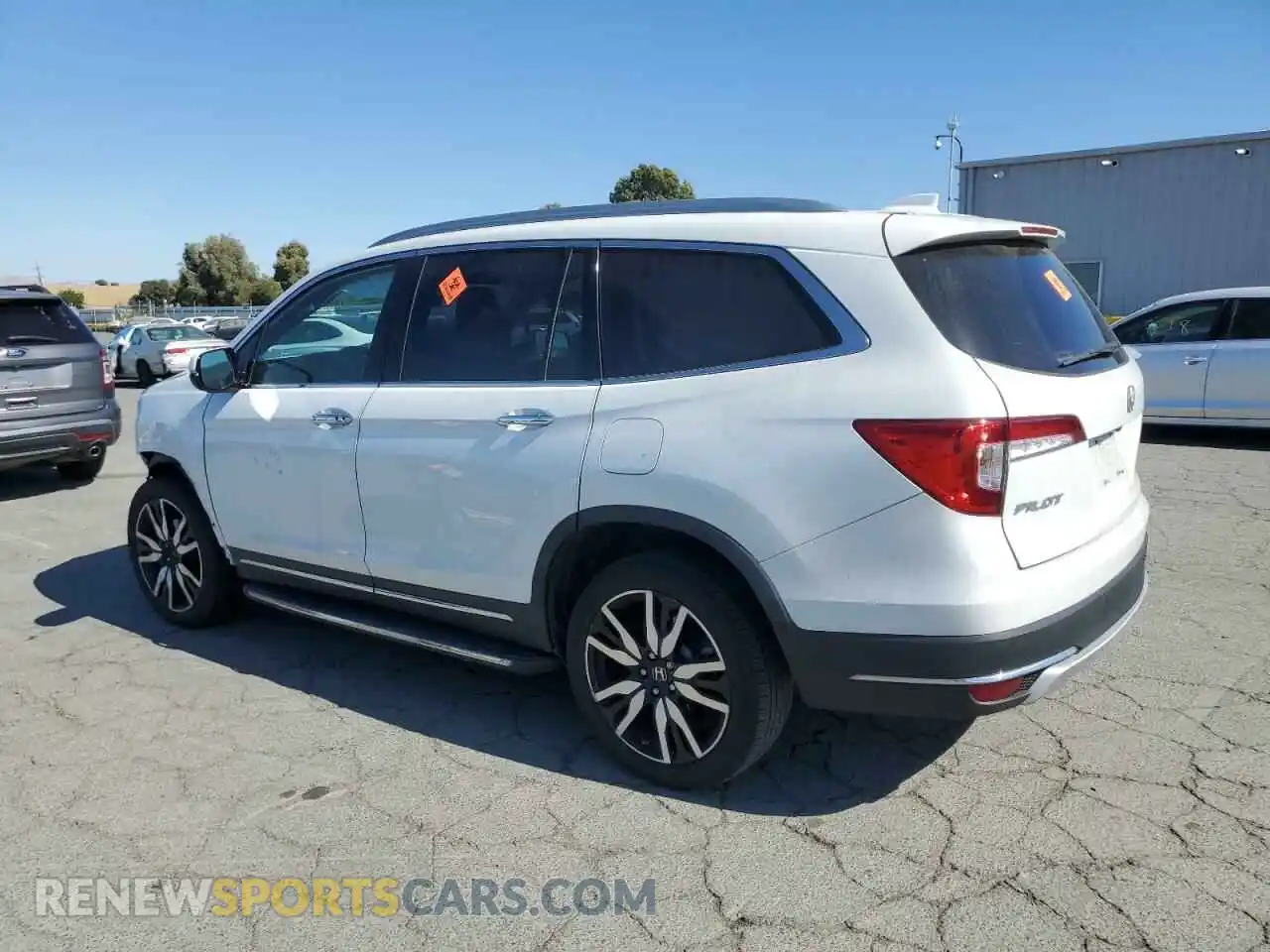 2 Photograph of a damaged car 5FNYF6H6XMB074918 HONDA PILOT 2021