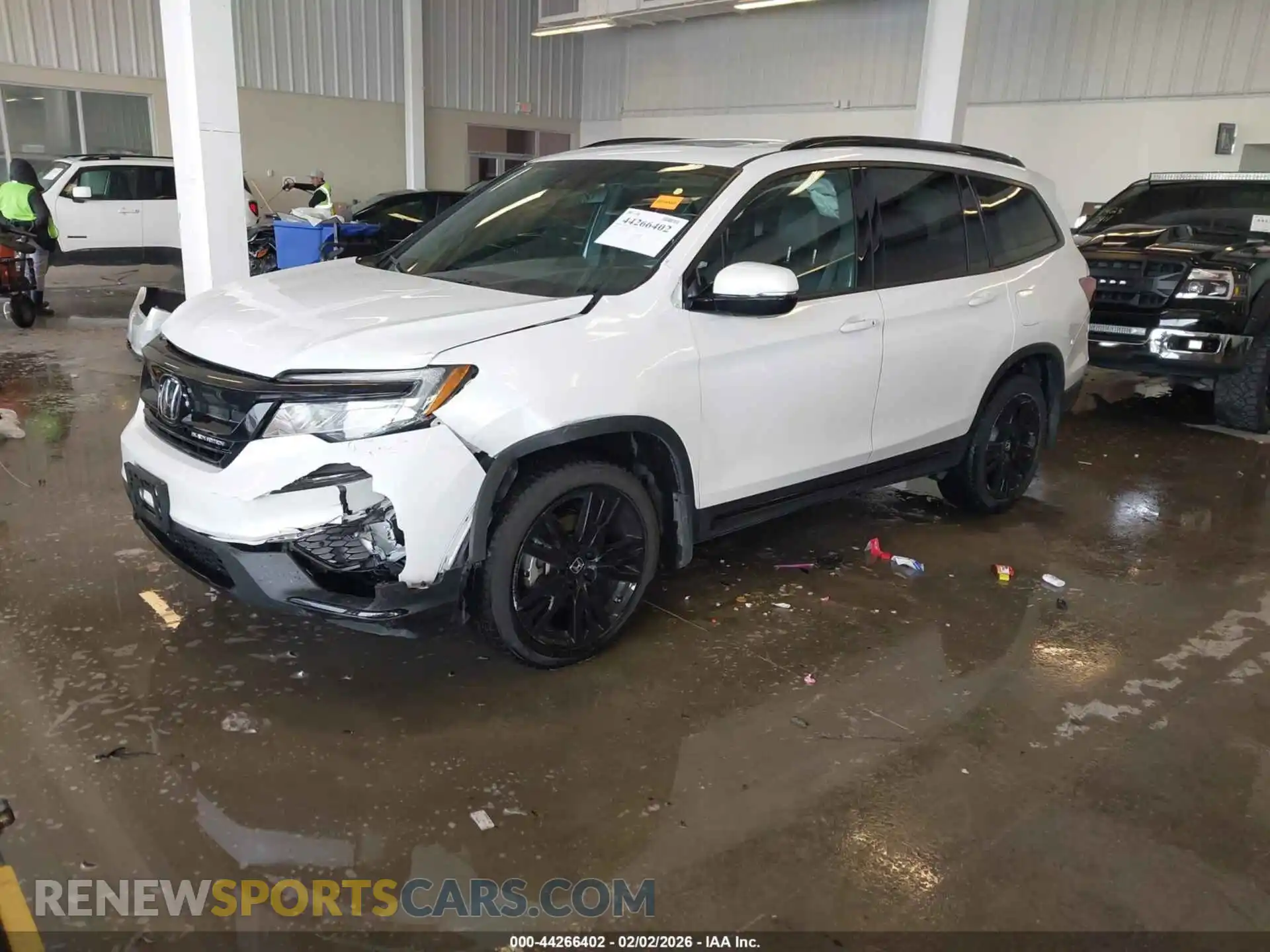 2 Photograph of a damaged car 5FNYF6H75MB042192 HONDA PILOT 2021