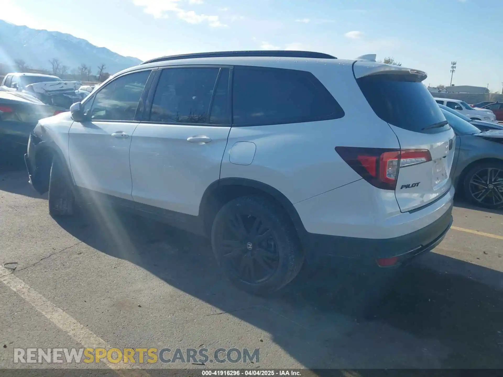 3 Photograph of a damaged car 5FNYF6H77MB027077 HONDA PILOT 2021