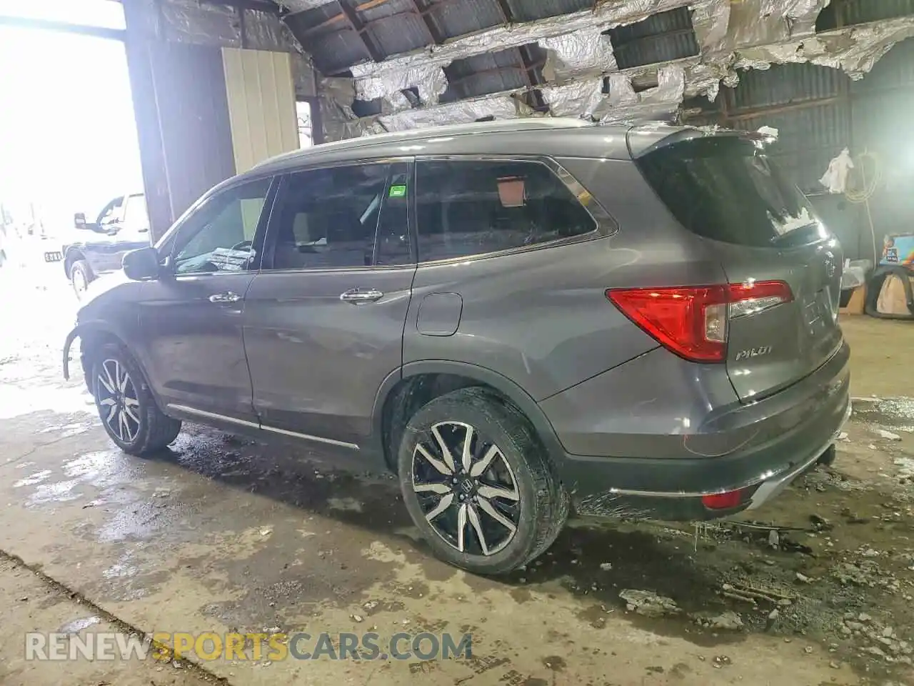 2 Photograph of a damaged car 5FNYF6H91MB049562 HONDA PILOT 2021