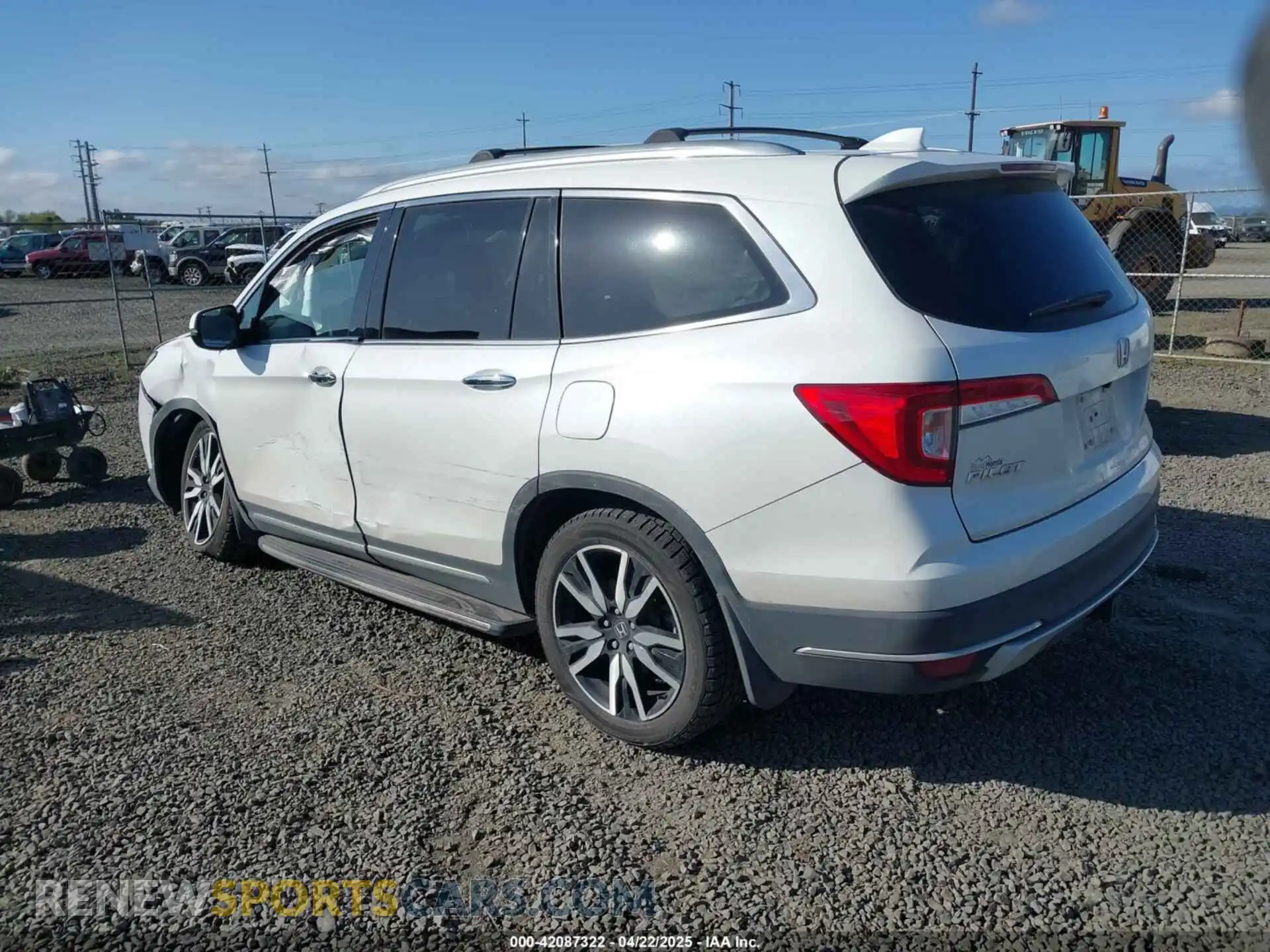 3 Photograph of a damaged car 5FNYF6H92MB031782 HONDA PILOT 2021