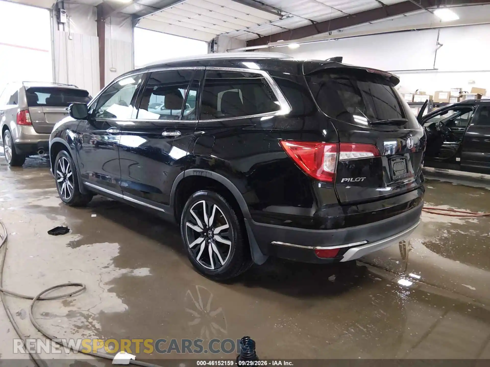 3 fotografías del automóvil dañado 5FNYF6H98MB003498 HONDA PILOT 2021