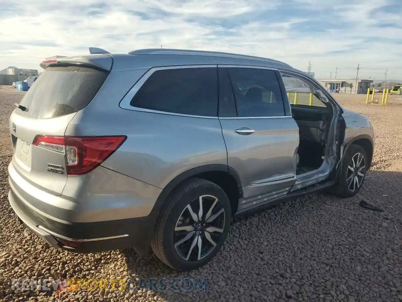 3 Photograph of a damaged car 5FNYF6H9XMB067851 HONDA PILOT 2021