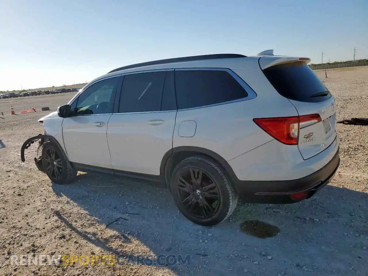 2 Photograph of a damaged car 5FNYF5H20NB024795 HONDA PILOT 2022