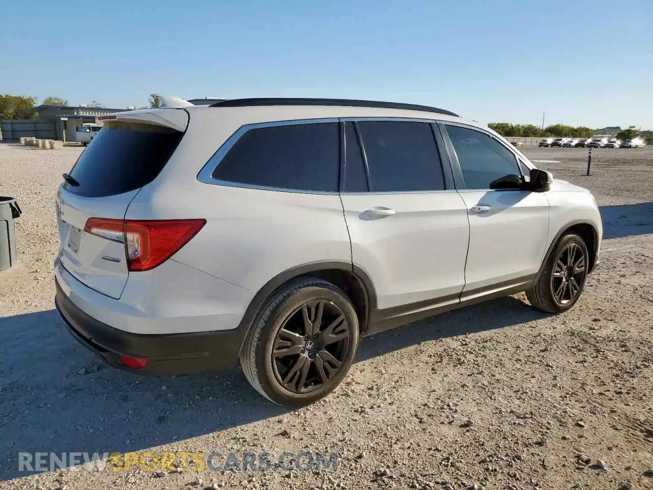 3 Photograph of a damaged car 5FNYF5H20NB024795 HONDA PILOT 2022