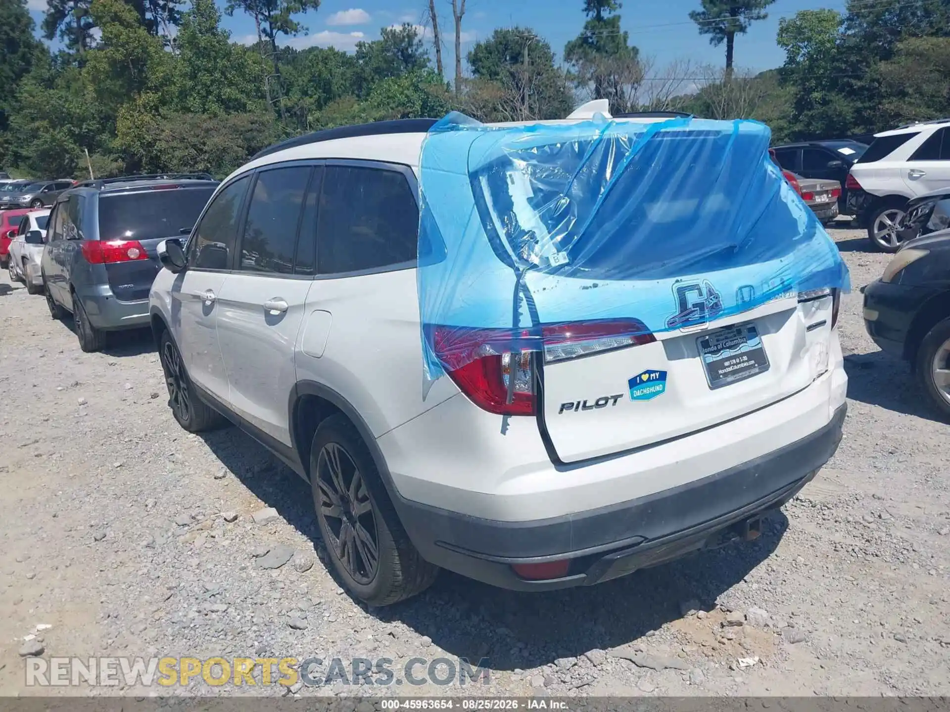 3 Photograph of a damaged car 5FNYF5H24NB025982 HONDA PILOT 2022