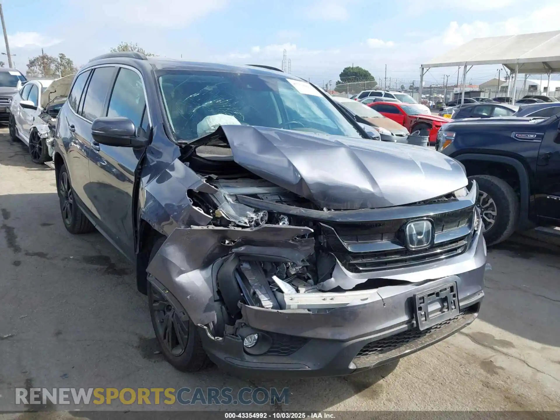 1 Photograph of a damaged car 5FNYF5H26NB035381 HONDA PILOT 2022