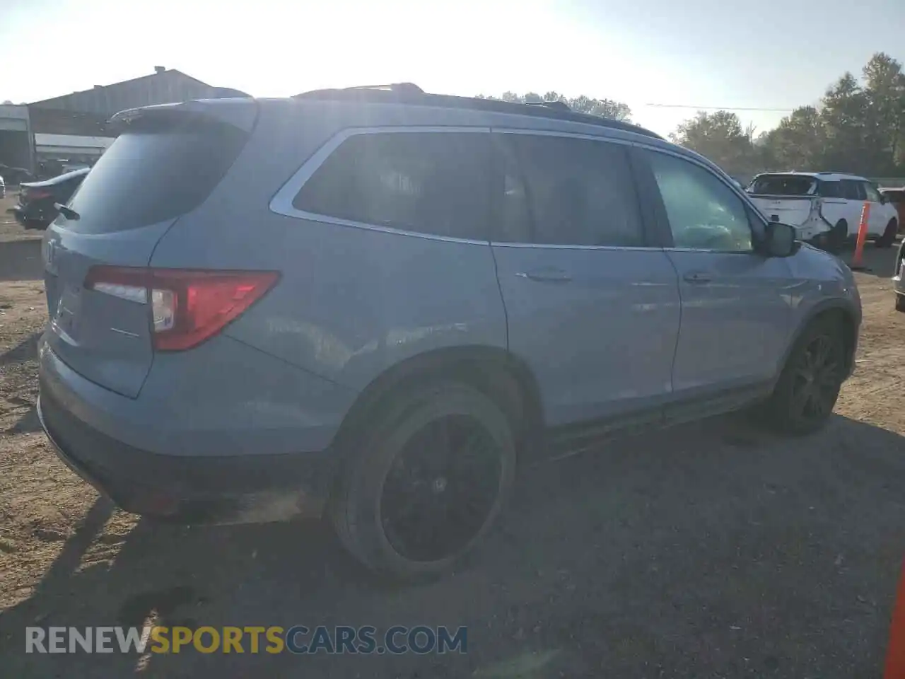 3 Photograph of a damaged car 5FNYF5H27NB020355 HONDA PILOT 2022