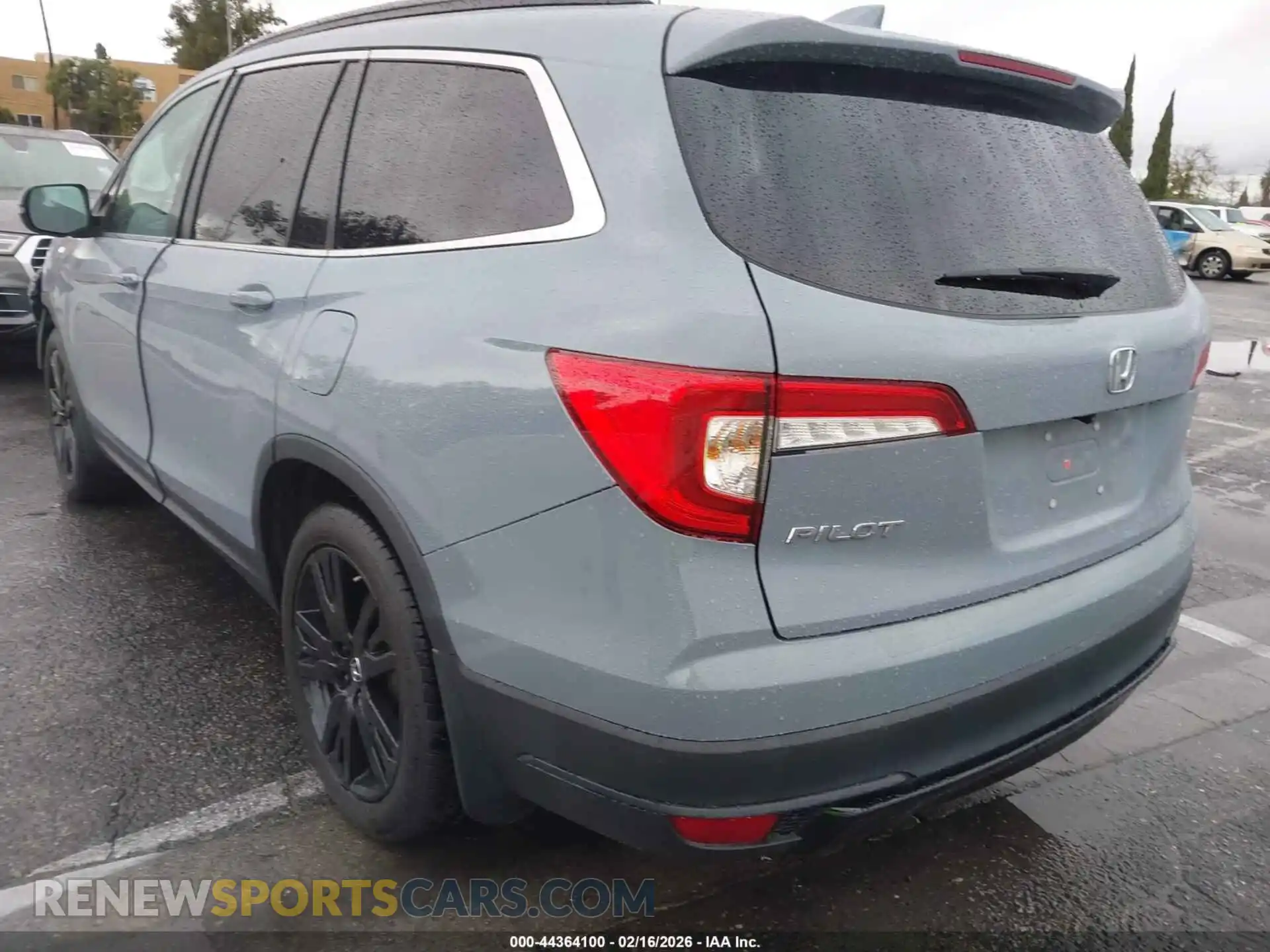 3 Photograph of a damaged car 5FNYF5H2XNB018017 HONDA PILOT 2022