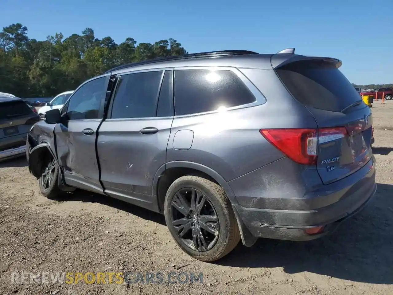 2 Photograph of a damaged car 5FNYF5H2XNB028255 HONDA PILOT 2022