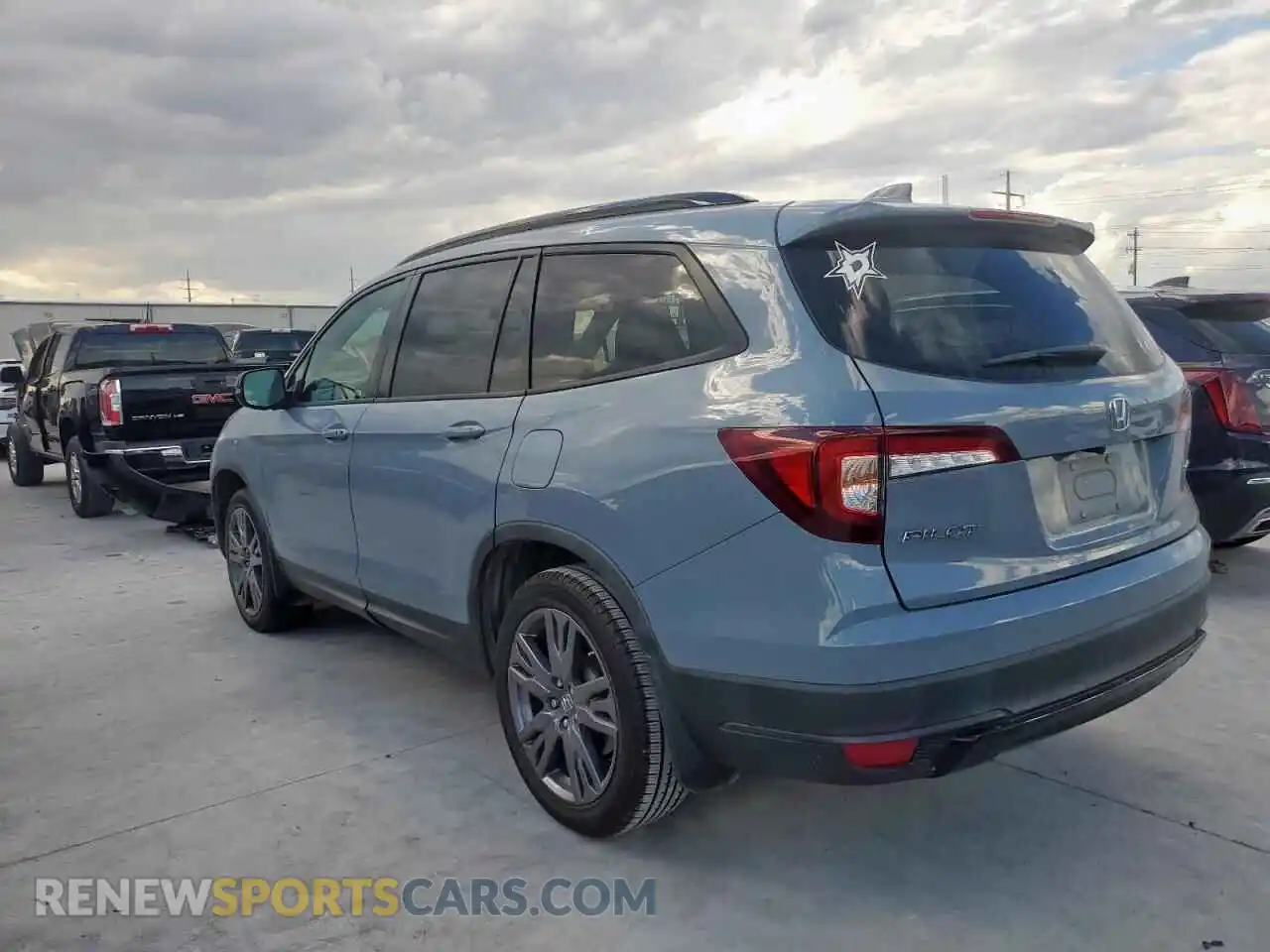 2 Photograph of a damaged car 5FNYF5H30NB030654 HONDA PILOT 2022
