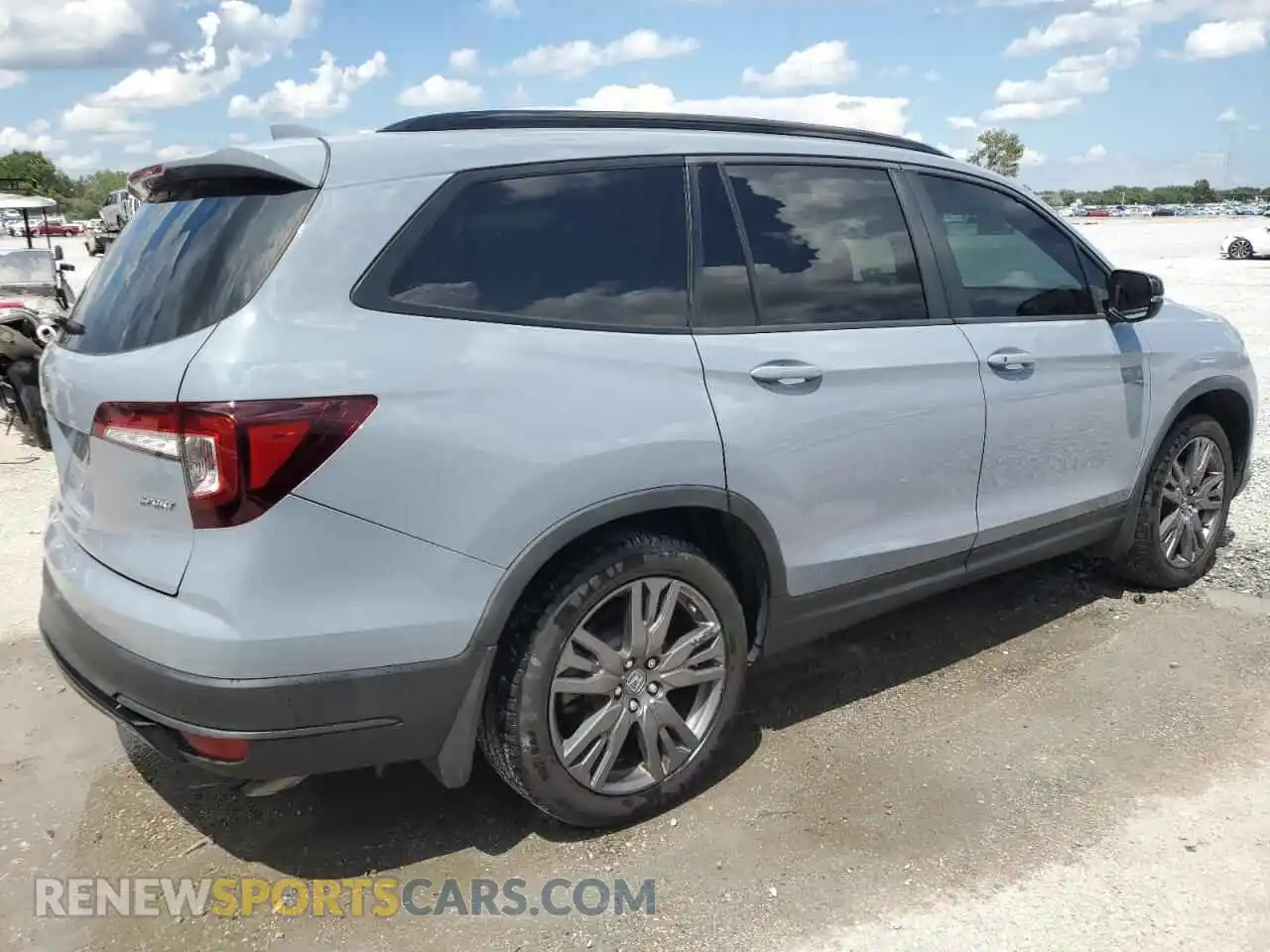 3 Photograph of a damaged car 5FNYF5H32NB030655 HONDA PILOT 2022