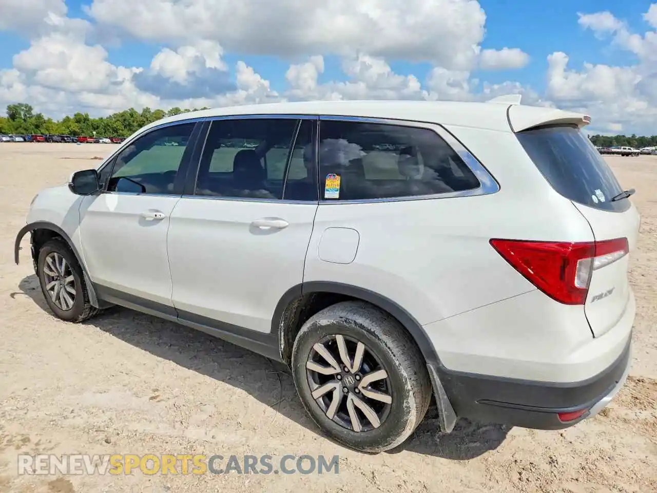 2 Photograph of a damaged car 5FNYF5H53NB012019 HONDA PILOT 2022