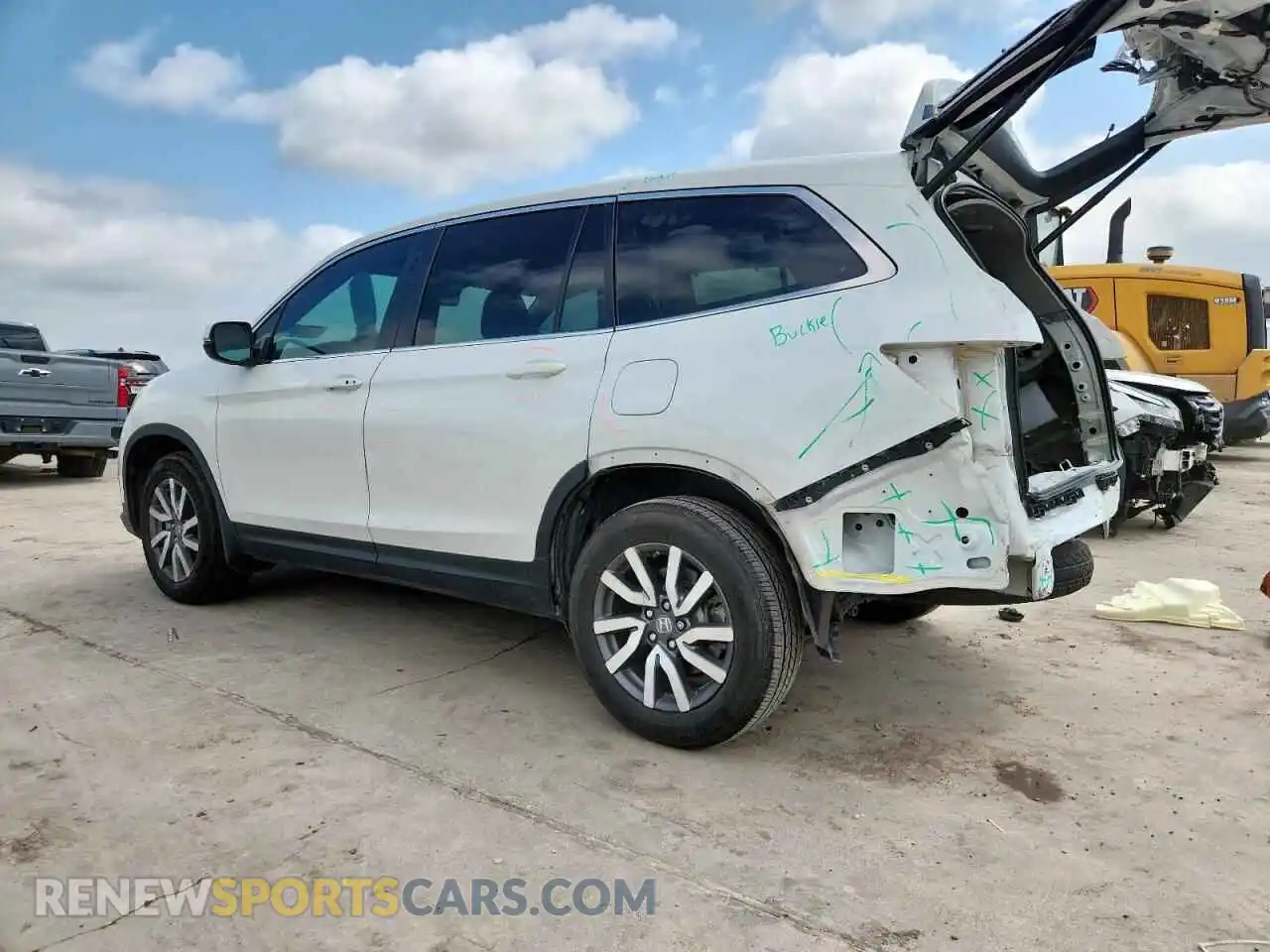 2 Photograph of a damaged car 5FNYF5H56NB006120 HONDA PILOT 2022