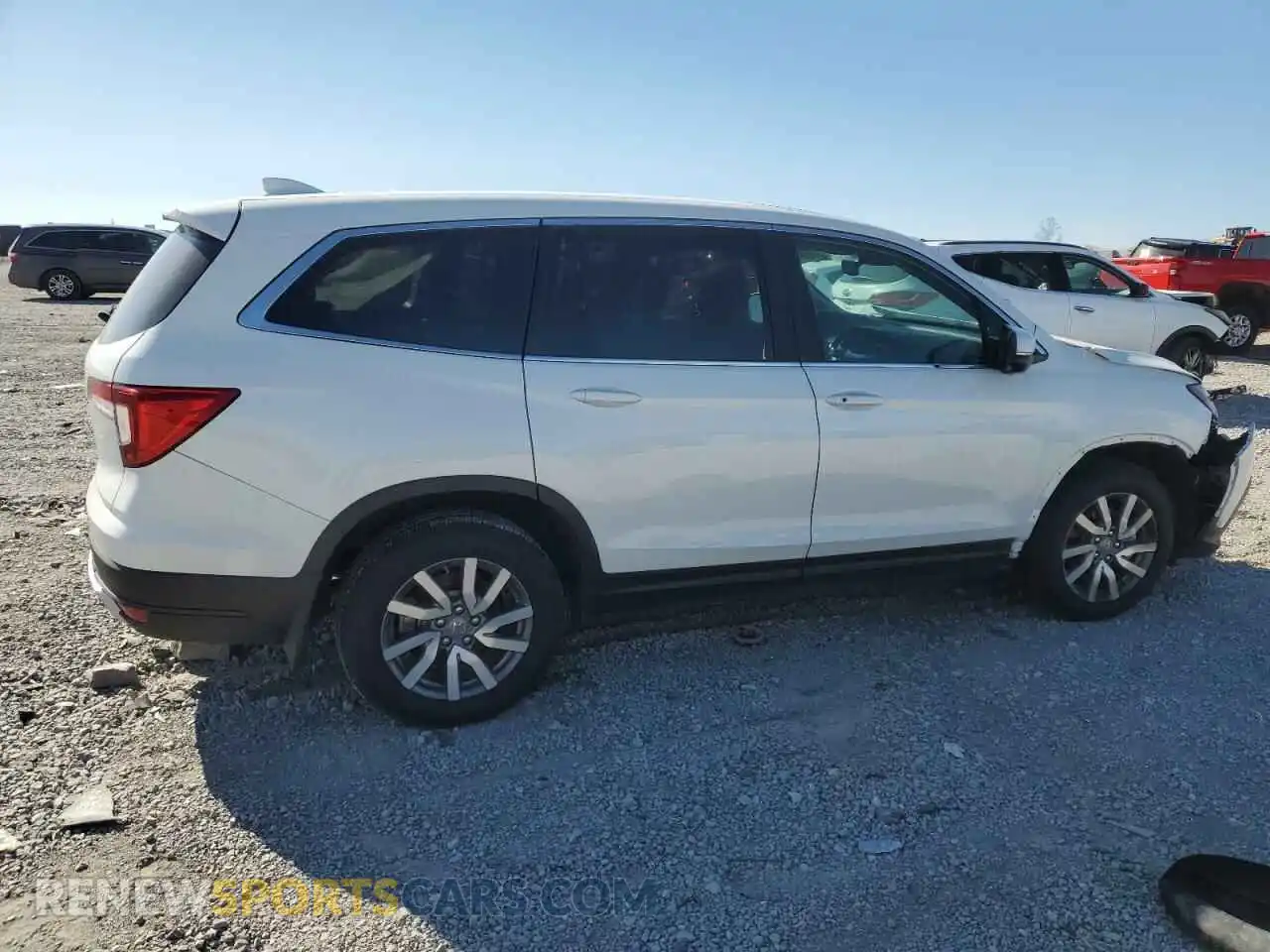 3 Photograph of a damaged car 5FNYF5H57NB008555 HONDA PILOT 2022