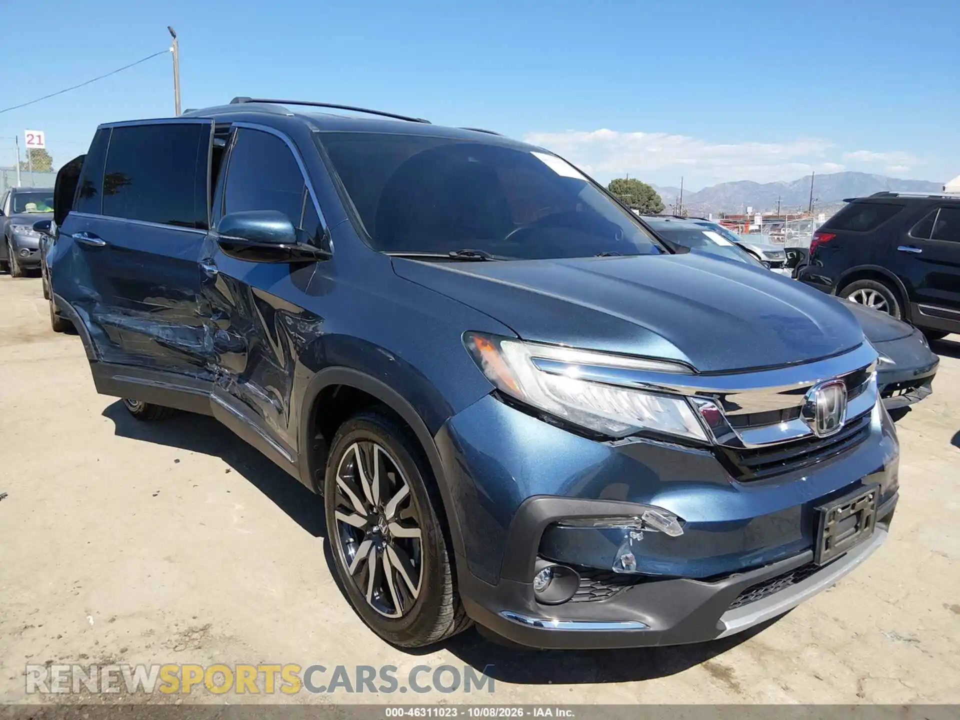 1 Photograph of a damaged car 5FNYF5H65NB024603 HONDA PILOT 2022