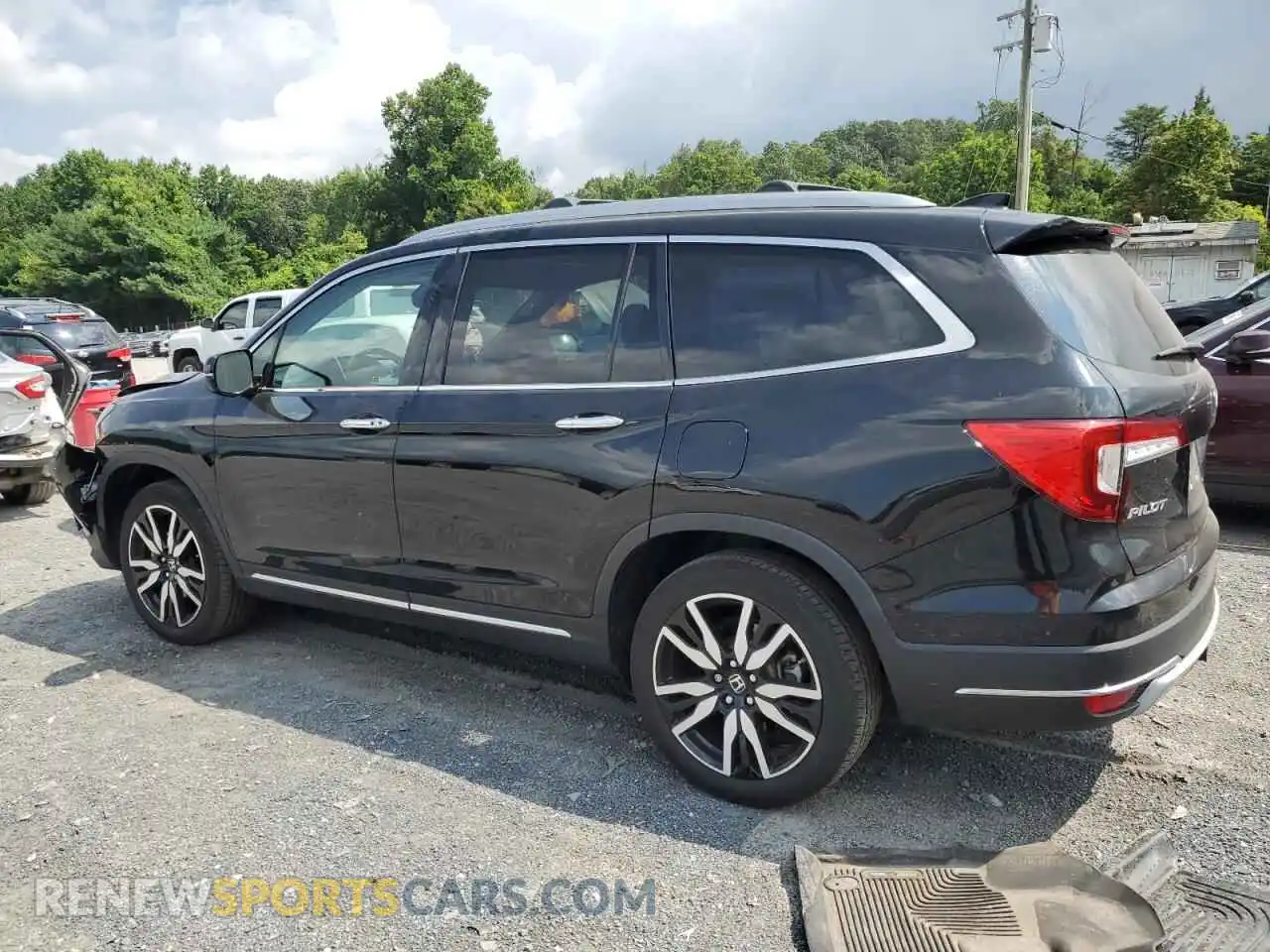 2 Photograph of a damaged car 5FNYF6H06NB042898 HONDA PILOT 2022