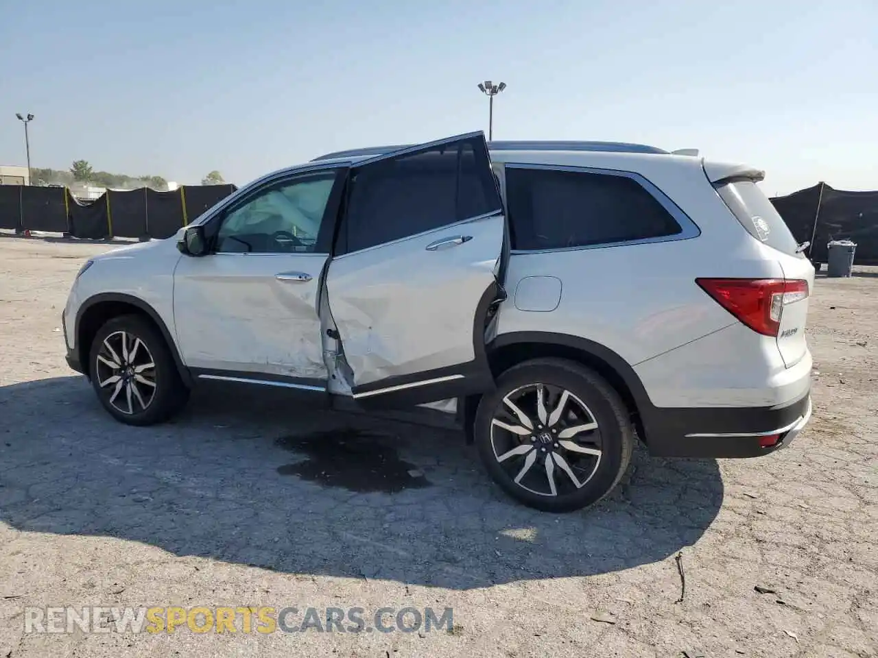 2 Photograph of a damaged car 5FNYF6H07NB066160 HONDA PILOT 2022