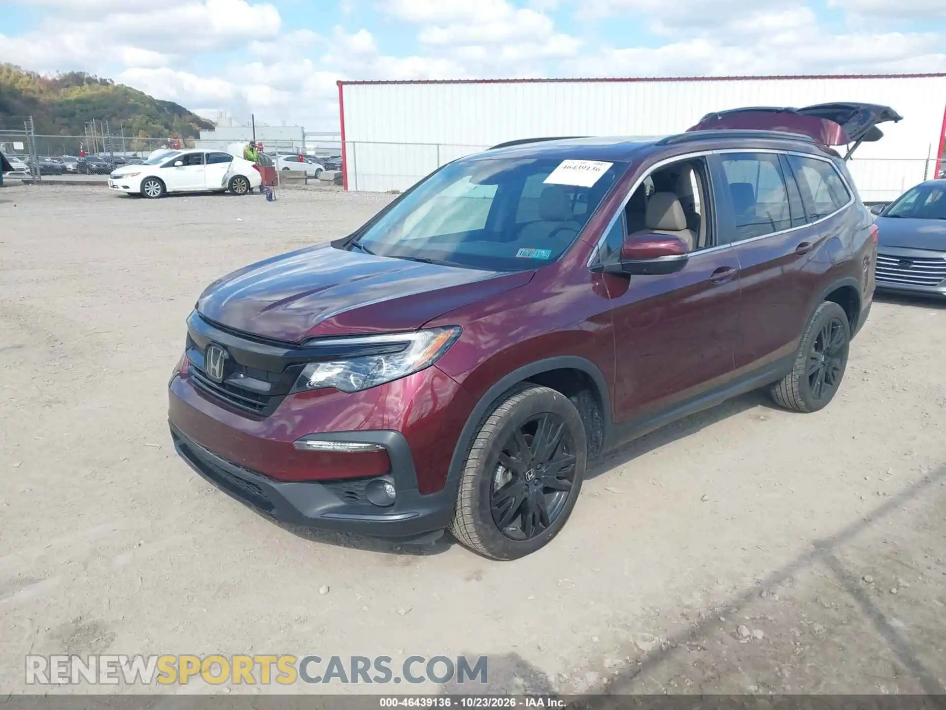 2 Photograph of a damaged car 5FNYF6H20NB088034 HONDA PILOT 2022