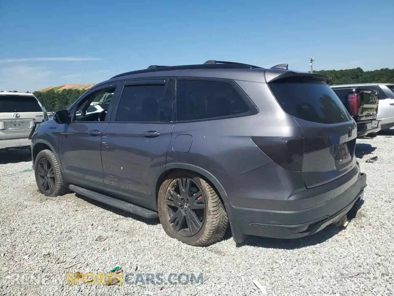 2 Photograph of a damaged car 5FNYF6H21NB040218 HONDA PILOT 2022