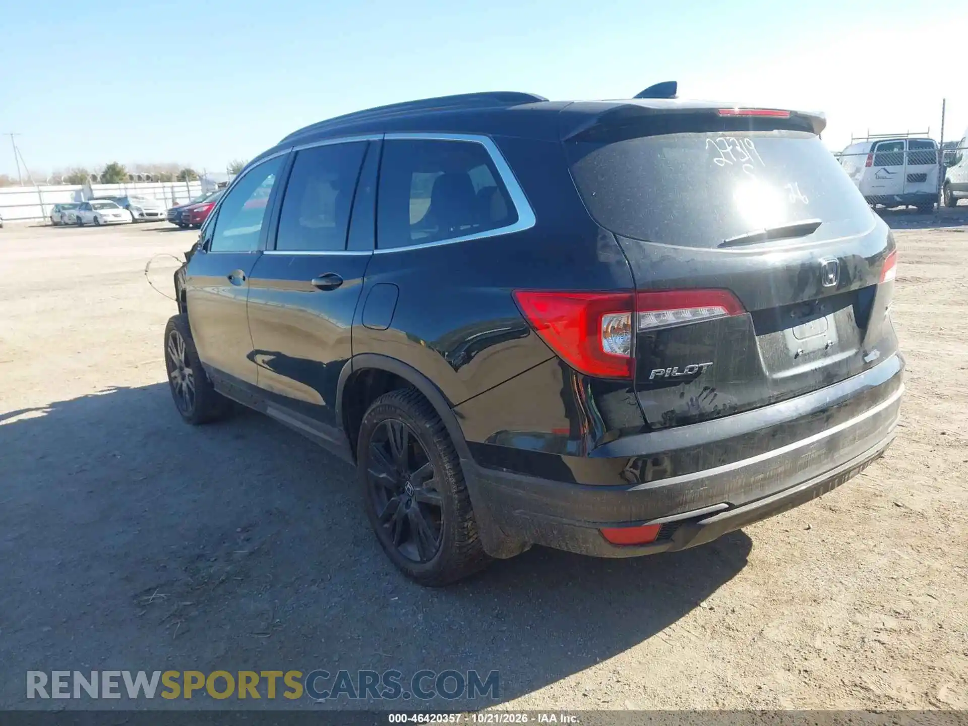 3 Photograph of a damaged car 5FNYF6H21NB054247 HONDA PILOT 2022