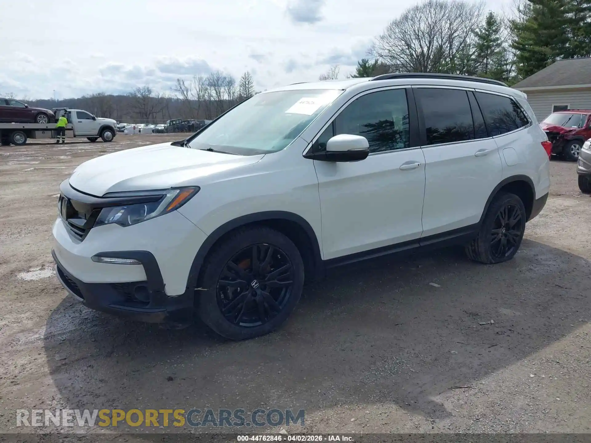 2 Photograph of a damaged car 5FNYF6H21NB059190 HONDA PILOT 2022