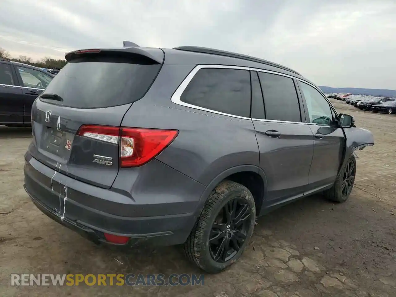 3 Photograph of a damaged car 5FNYF6H25NB014849 HONDA PILOT 2022