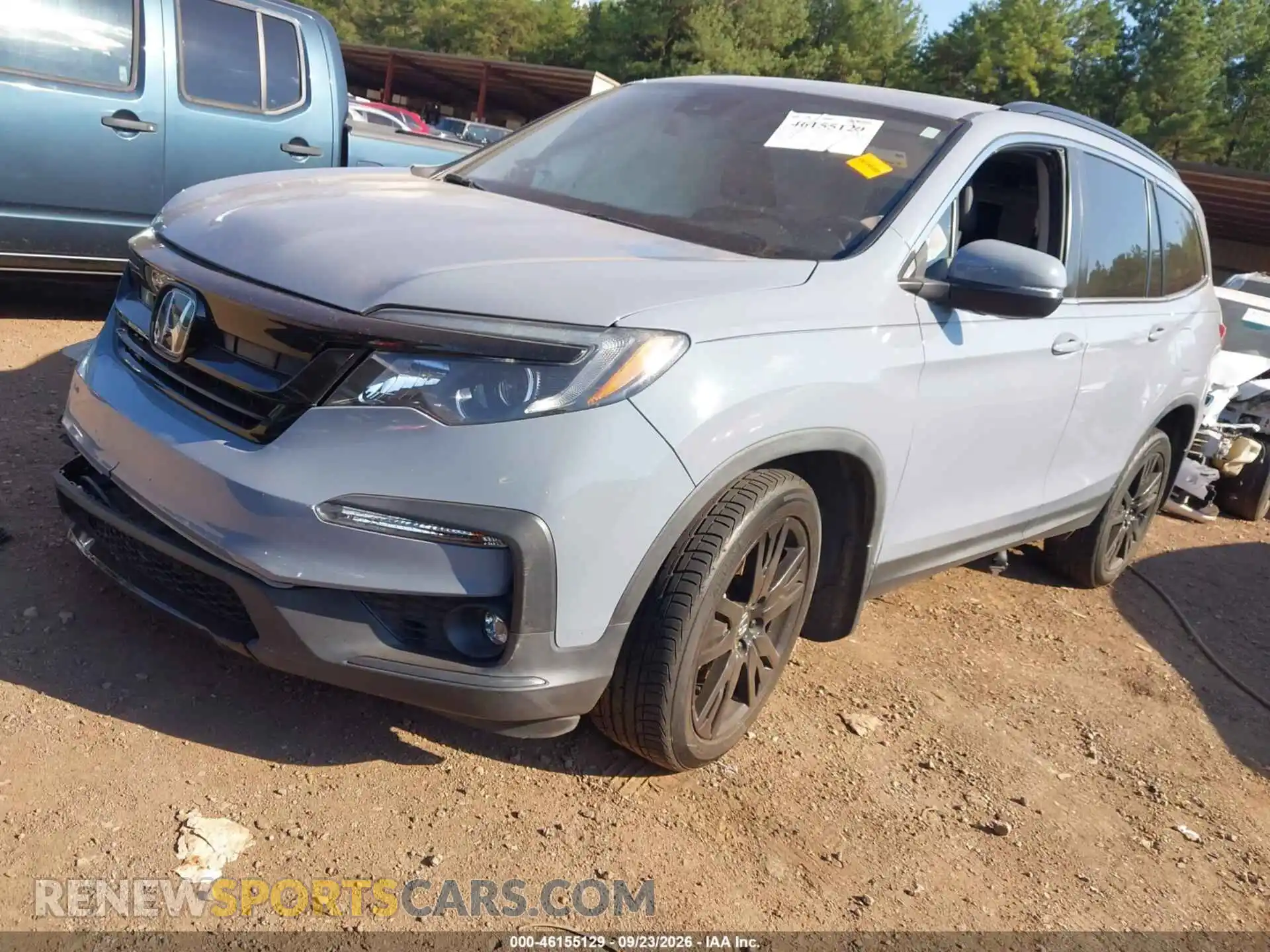 2 Photograph of a damaged car 5FNYF6H26NB079533 HONDA PILOT 2022
