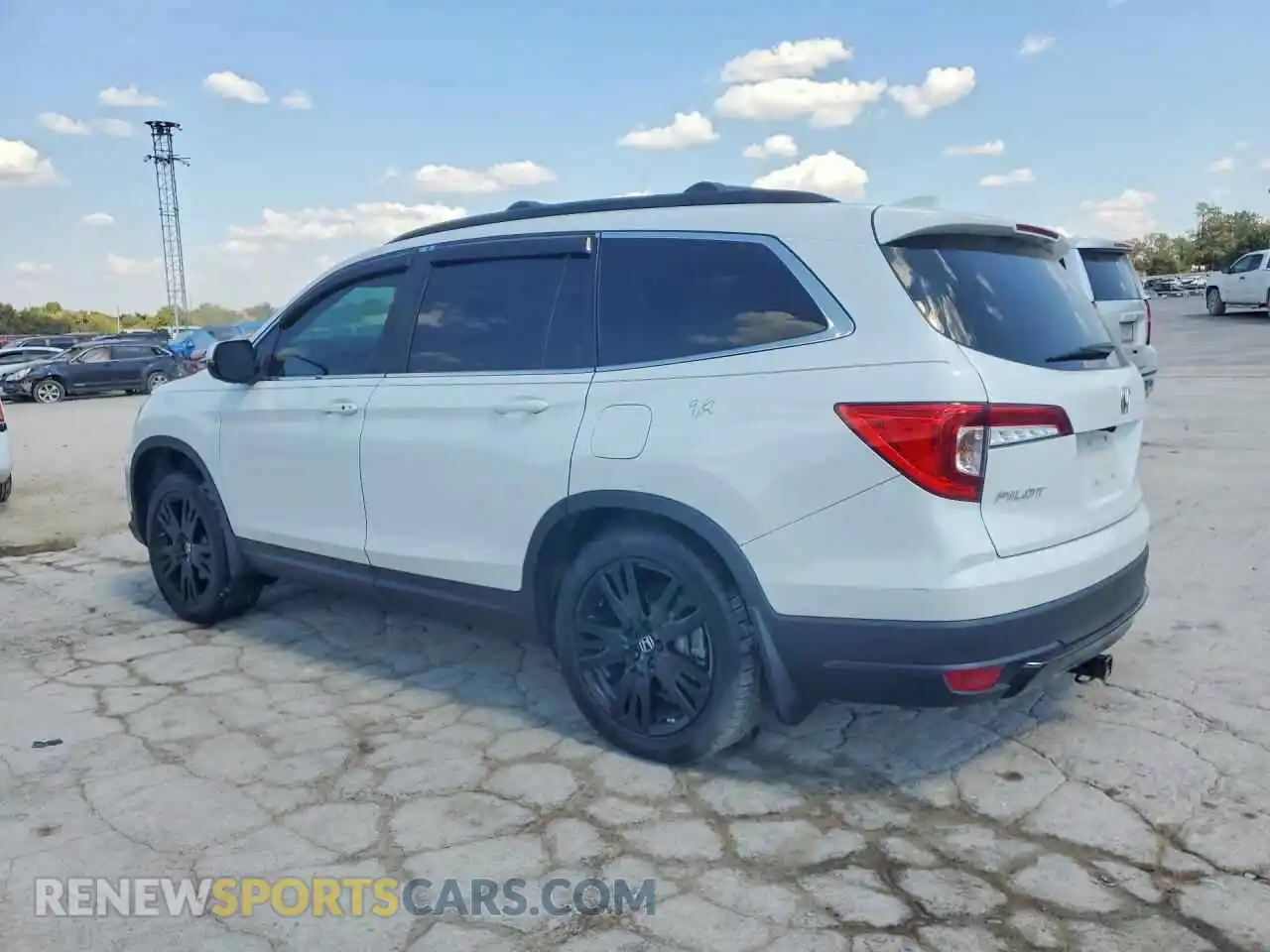 2 Photograph of a damaged car 5FNYF6H26NB105029 HONDA PILOT 2022