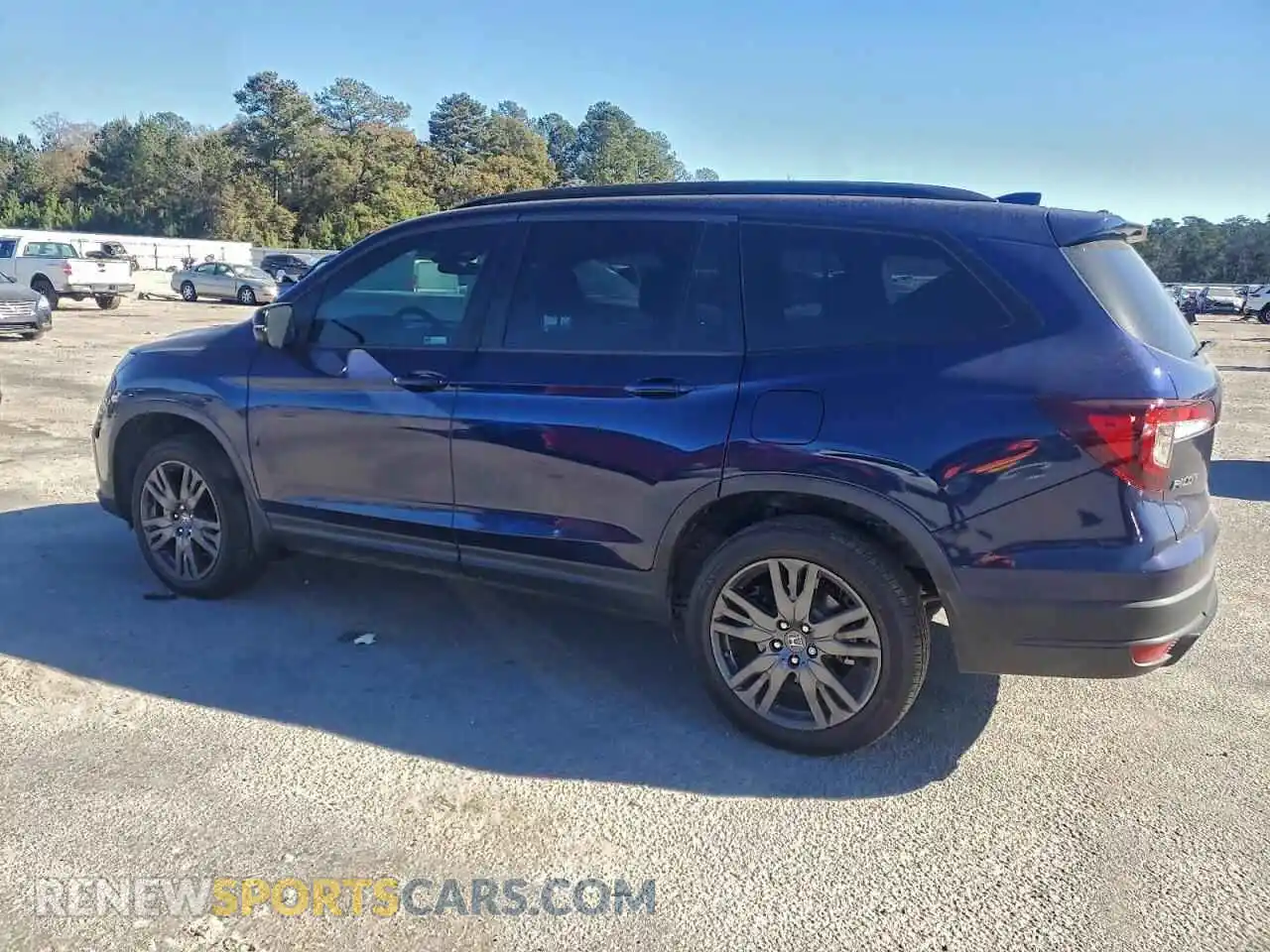 2 Photograph of a damaged car 5FNYF6H36NB053913 HONDA PILOT 2022