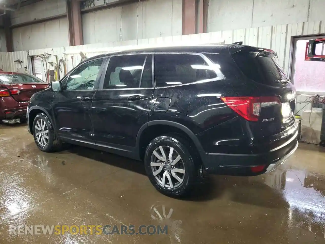2 Photograph of a damaged car 5FNYF6H50NB018334 HONDA PILOT 2022