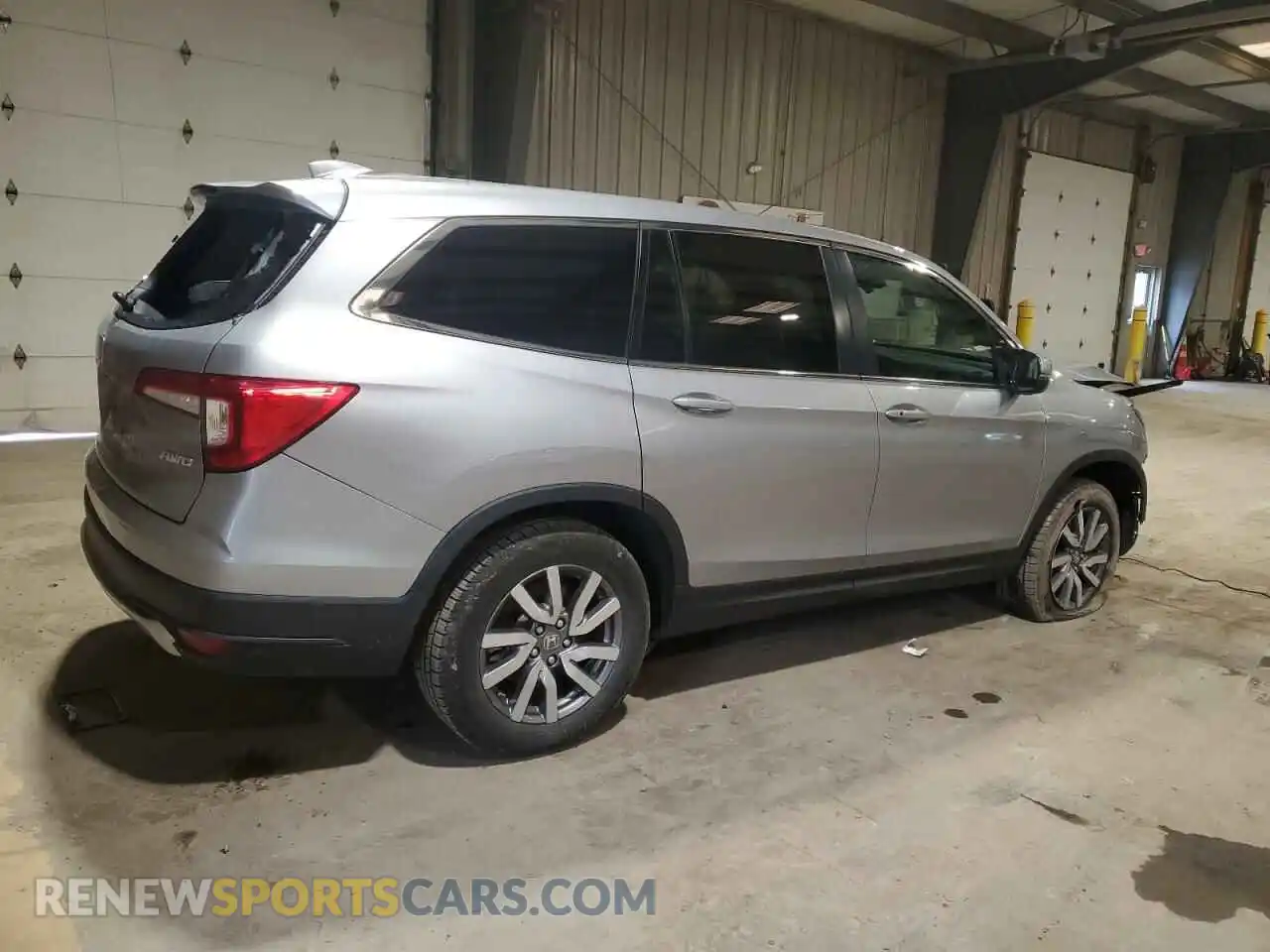3 Photograph of a damaged car 5FNYF6H54NB006848 HONDA PILOT 2022