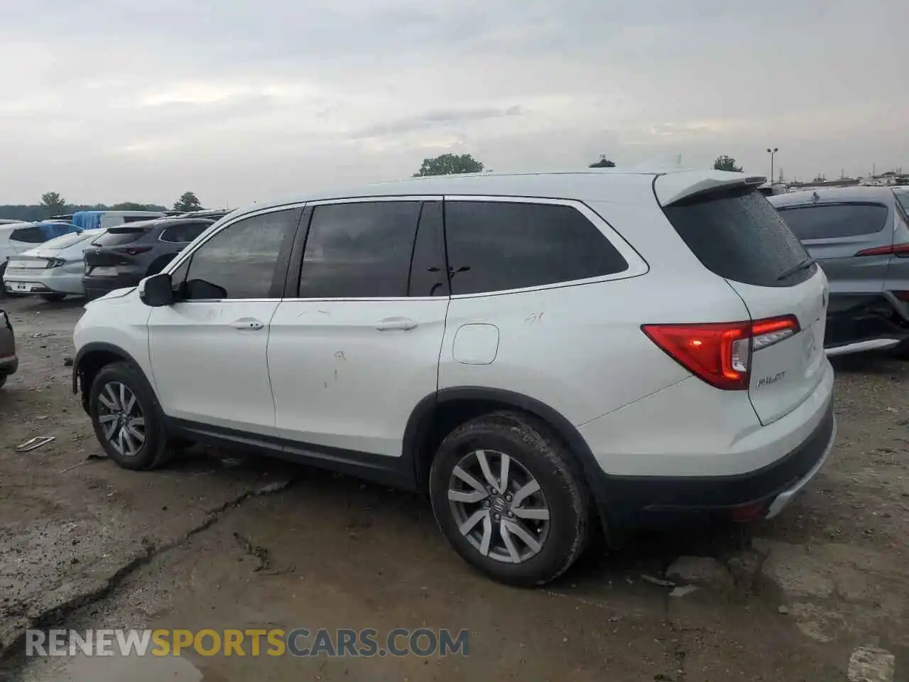 2 Photograph of a damaged car 5FNYF6H57NB033154 HONDA PILOT 2022