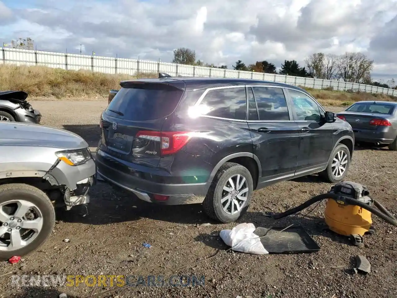 3 Photograph of a damaged car 5FNYF6H58NB033048 HONDA PILOT 2022