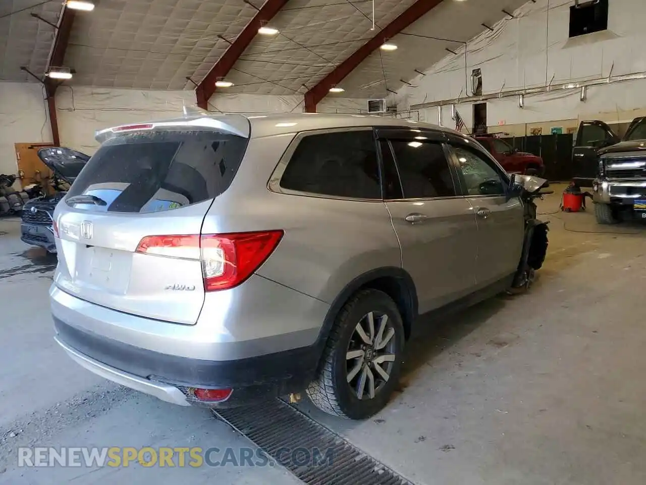 3 Photograph of a damaged car 5FNYF6H59NB011012 HONDA PILOT 2022