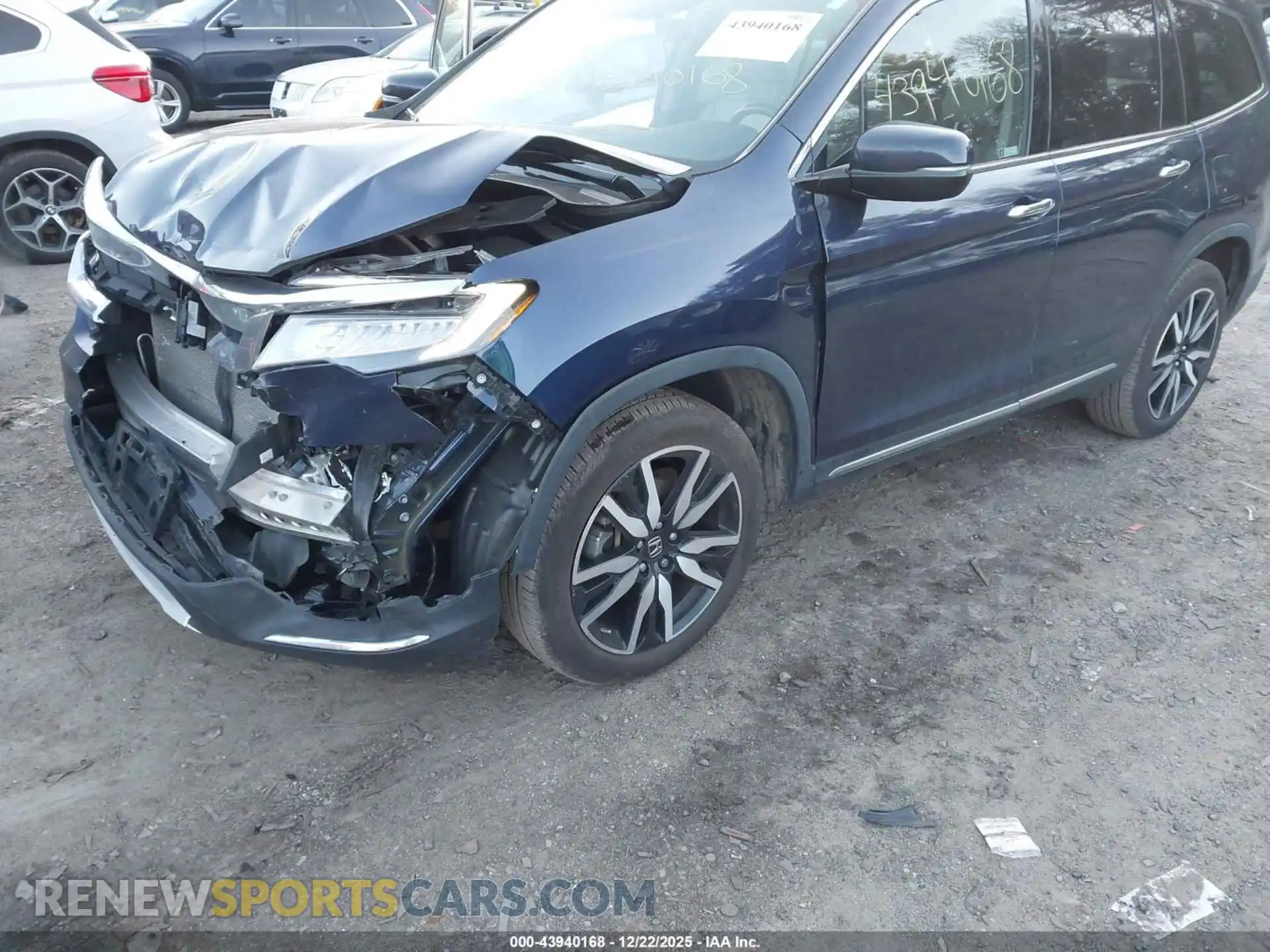 2 Photograph of a damaged car 5FNYF6H60NB036258 HONDA PILOT 2022