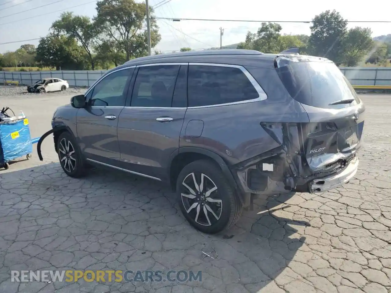 2 Photograph of a damaged car 5FNYF6H60NB043260 HONDA PILOT 2022