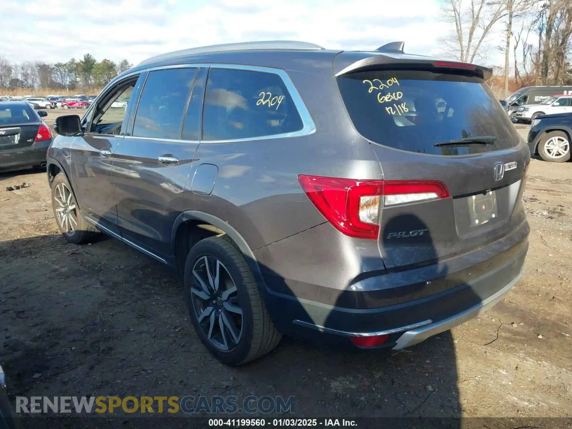 3 Photograph of a damaged car 5FNYF6H62NB010647 HONDA PILOT 2022