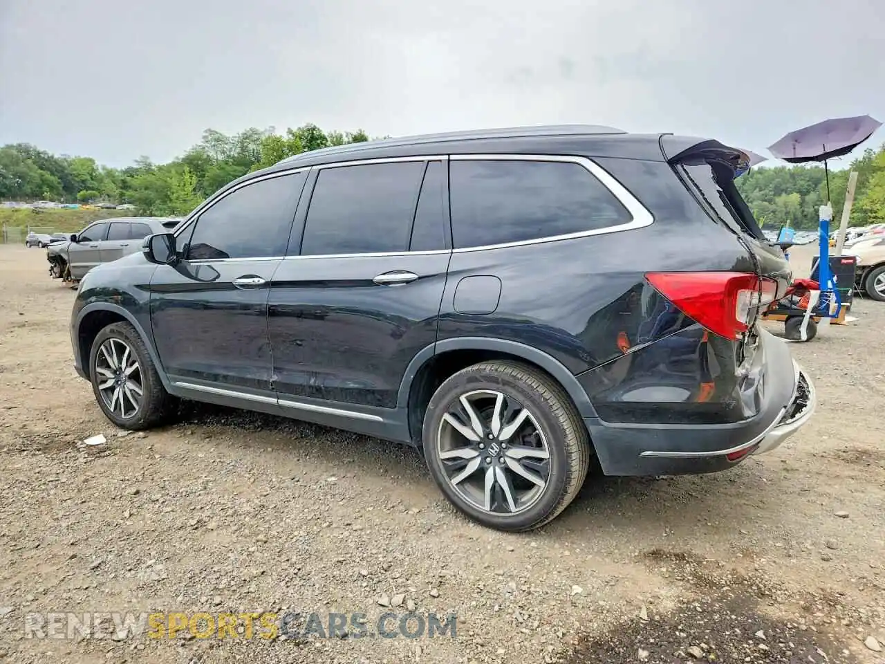 2 Photograph of a damaged car 5FNYF6H62NB036035 HONDA PILOT 2022