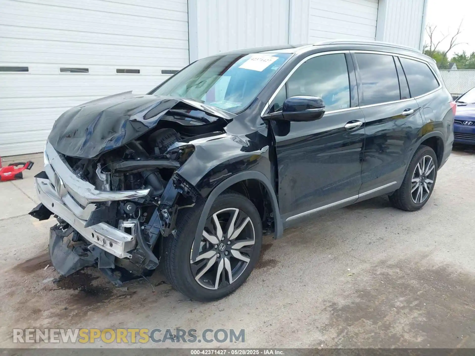 2 Photograph of a damaged car 5FNYF6H64NB097502 HONDA PILOT 2022