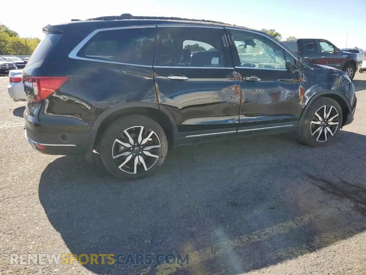 3 Photograph of a damaged car 5FNYF6H68NB014783 HONDA PILOT 2022